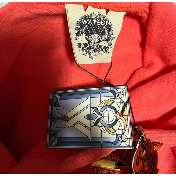 Watson Luxe Larger Than Life Hoodie Red Graphic Angels Size L NWT Streetwear - Picture 8 of 14